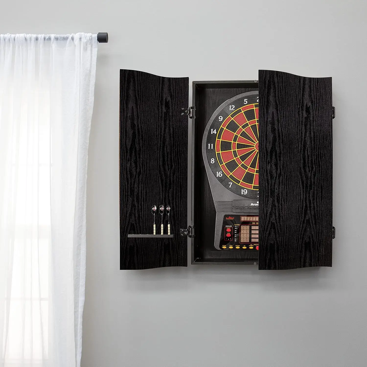 Чёрный шкаф для дартса Cricket – обзор и цена Electronic Dartboard Cabinet